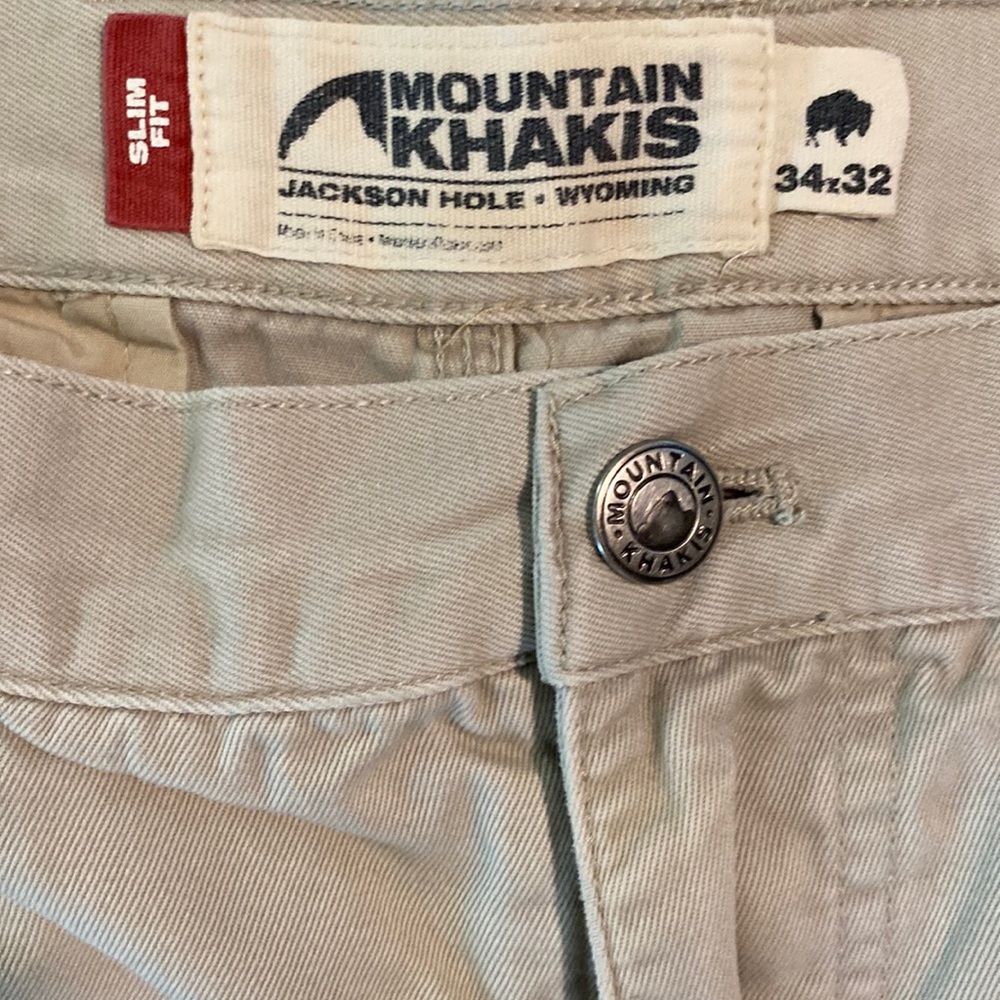 Men’s Mountain Khaki’s Slim Fit